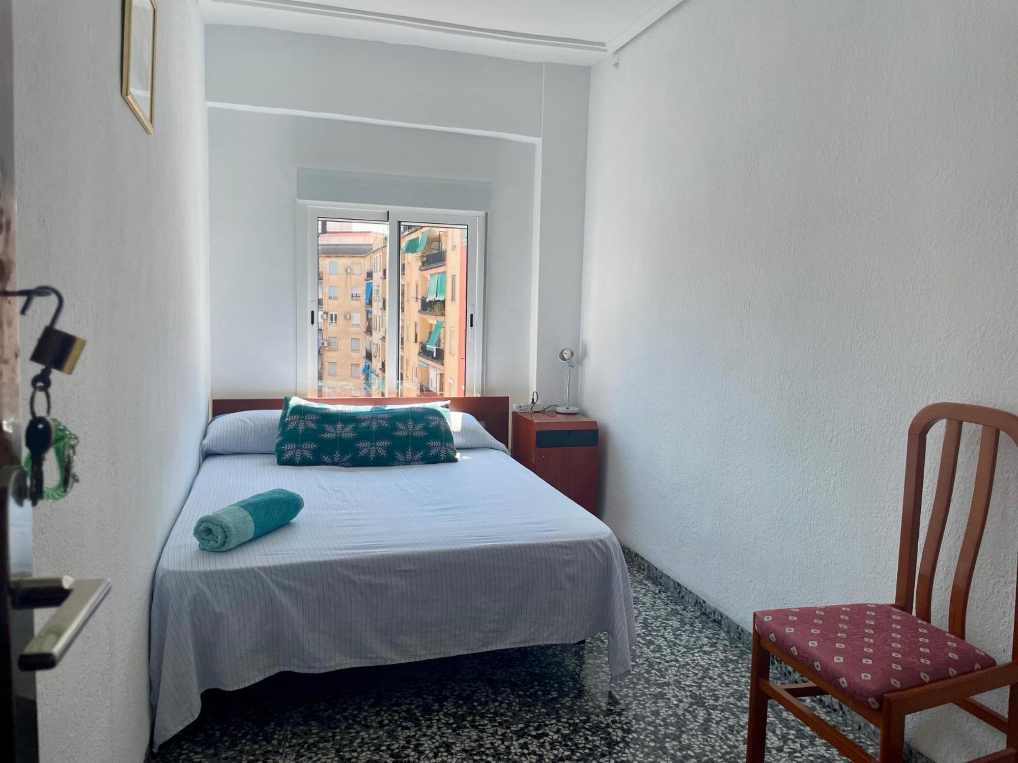 Private Room In Shared Apartment Valencia Workstay Exterior photo